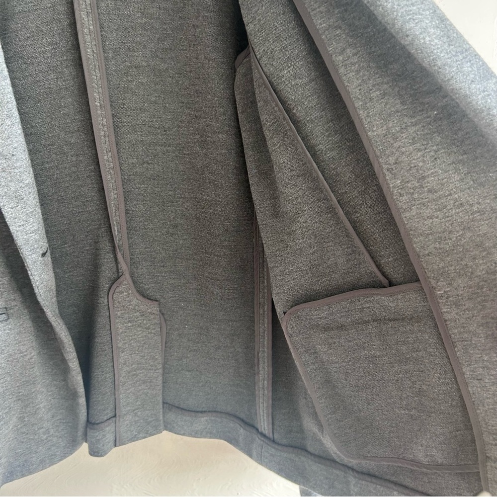 Banana Republic Grey Soft Knit Unstructured Blazer - Size 12 - Picture 5 of 6
